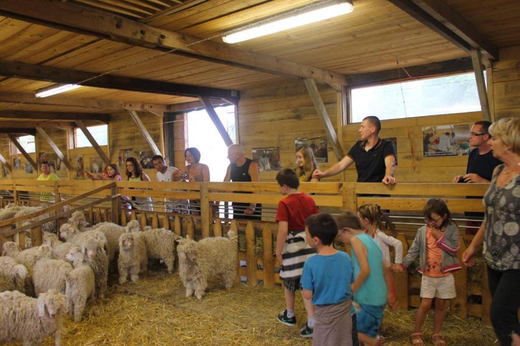 Camping Maeva Escapades Au P'Tit Bonheur Peyrillac-et-Millac Eksteriør billede